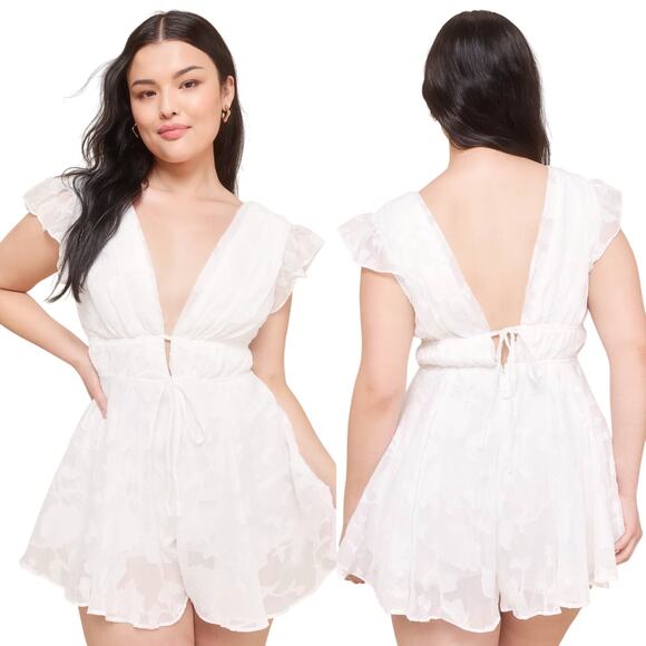 Lulus All About The Flowers White Burnout Floral Ruffled Romper size Large NWT - Picture 1 of 5